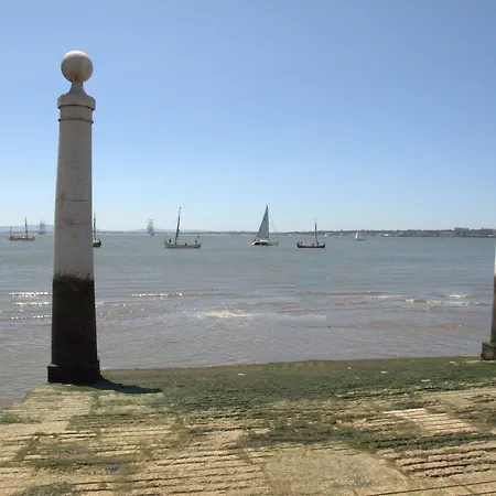 Feelinglisbon Pessoa Lisbon